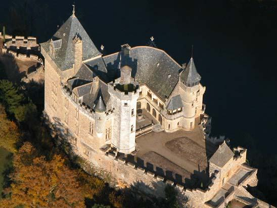 Château de Montfort 24kms