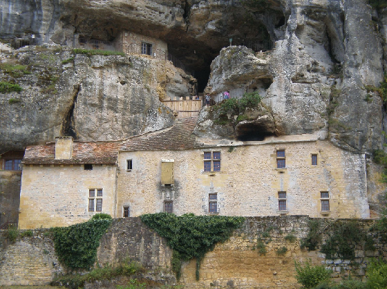 Maison forte de Reignac 22 kms